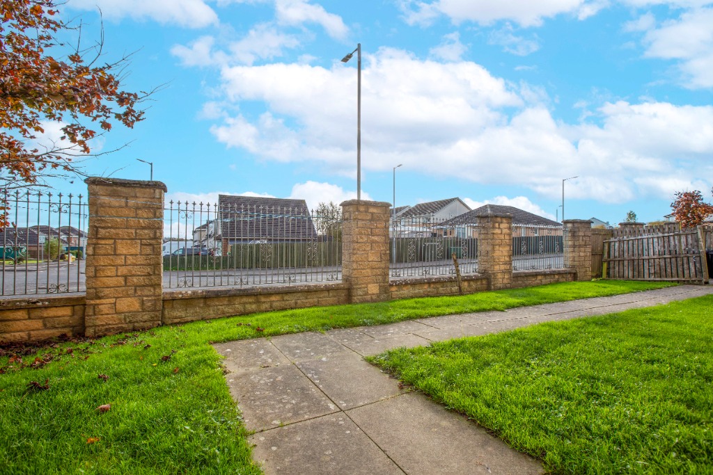 Image of Millhall Court