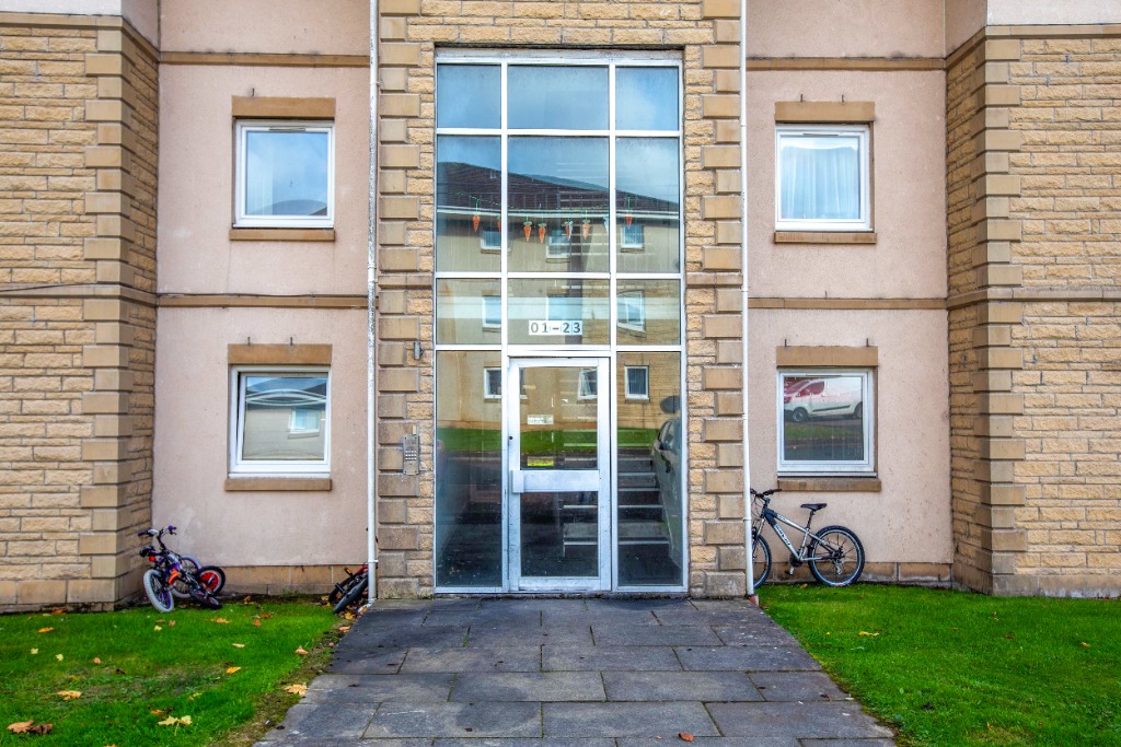 Image of Millhall Court