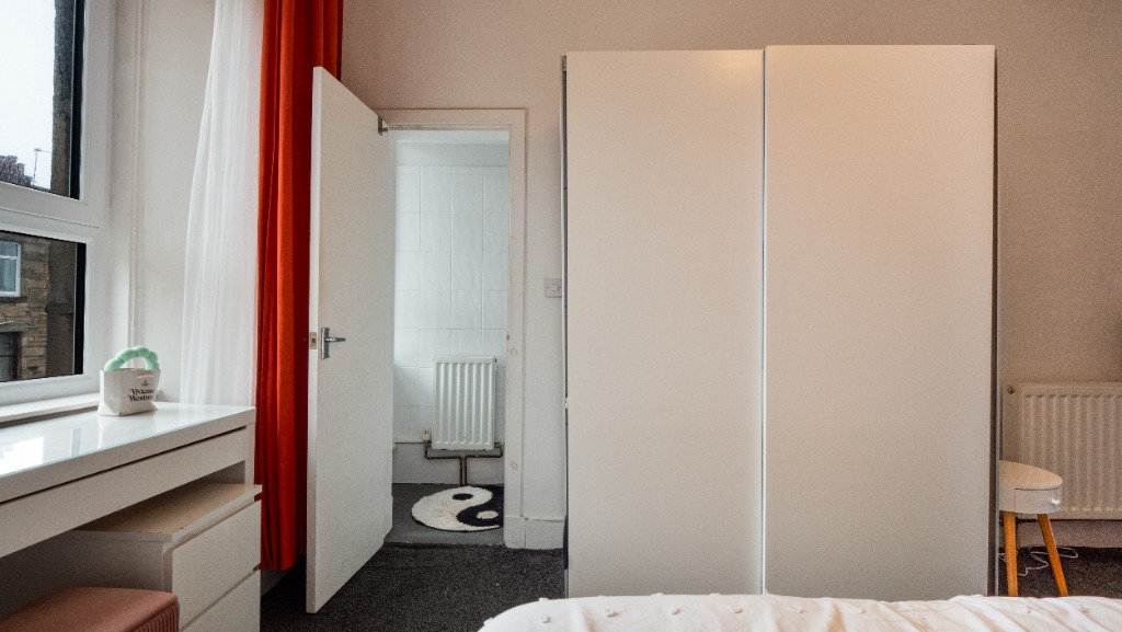 Rent Property Image