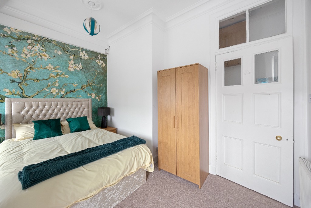 Rent Property Image