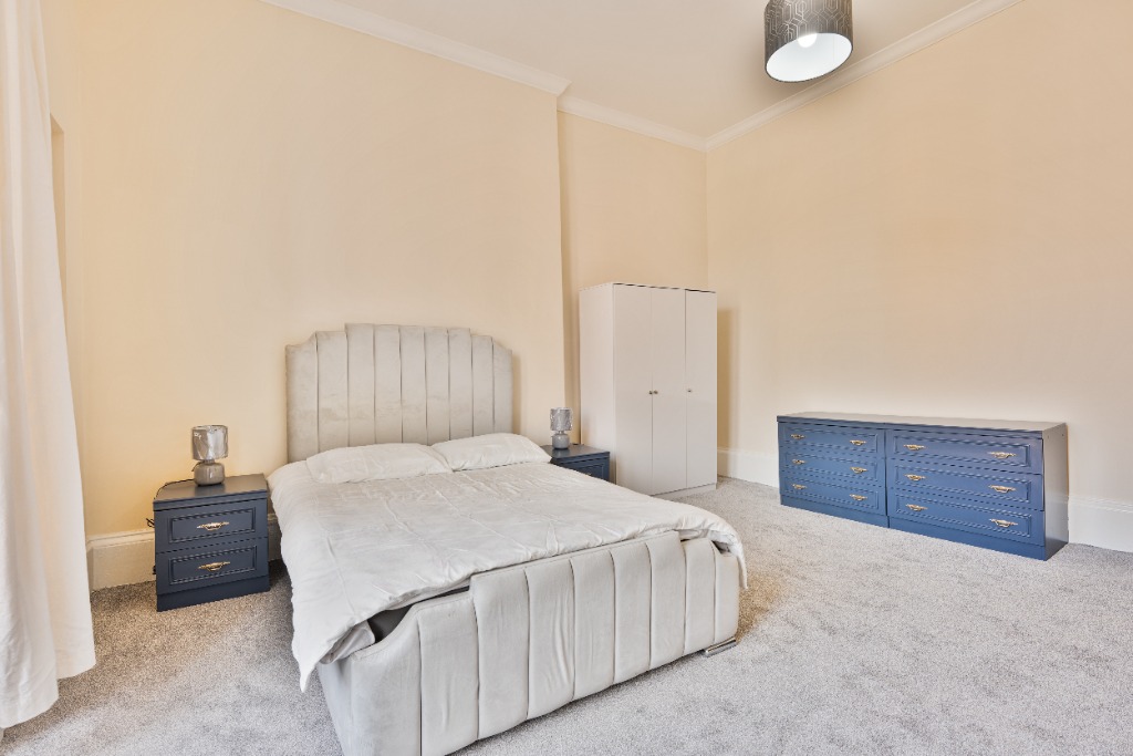 Rent Property Image