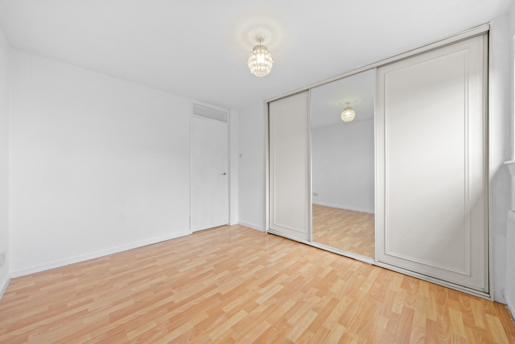 Image of Mallard Crescent 