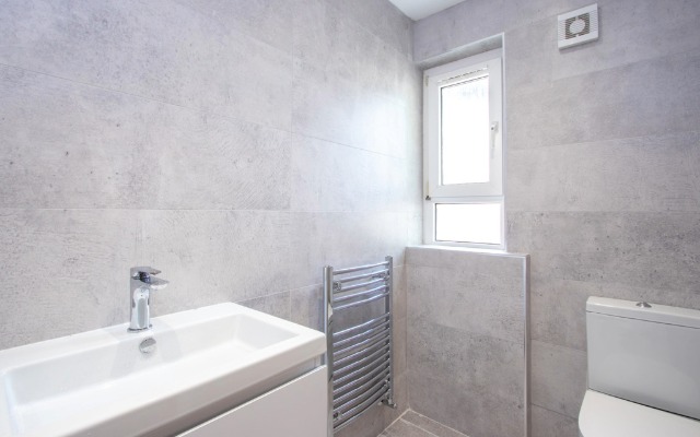Bathroom renovation by MQ