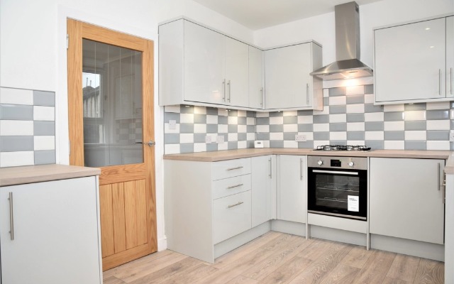 Kitchen renovation by MQ